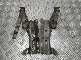 петля капота Mercedes-Benz C-Класс W203/S203/CL203 W203 2002, 2.6 л., i, M 112.912, бензин, АКПП, brillantsilber / 744, седан, задний привод, правый руль, A2038800328, A2038800428