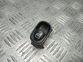 кнопка стеклоподъемника двери Mercedes-Benz C-Класс W203/S203/CL203 W203 2002, 2.6 л., i, M 112.912, бензин, АКПП, голубой, седан, задний привод, правый руль, A2038200210