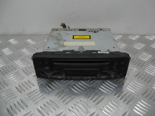 магнитола Mercedes-Benz C-Класс W203/S203/CL203 2003, 2.7 л., CDi, OM 612.962, дизель, 6МКПП, brillantsilber / 744, седан, задний привод, правый руль, A2038202286, A2038201286, A2038201786