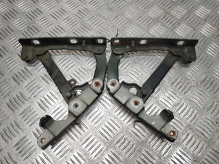 петля капота Mercedes-Benz E-Класс W211/S211 2004, 2.7 л., CDi, OM 647.961, дизель, АКПП, черный, седан, задний привод, правый руль, 2118800128, 2118800228
