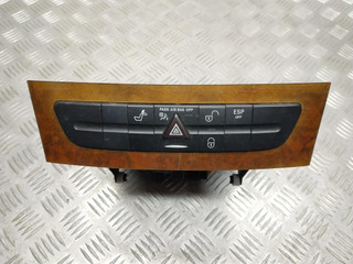 кнопка (выключатель) Mercedes-Benz E-Класс W211/S211 2004, 2.7 л., CDi, OM 647.961, дизель, АКПП, черный, седан, задний привод, правый руль, A2116800552, A2116803152