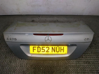 крышка багажника (дверь 3-5) Mercedes-Benz E-Класс W211/S211 2002, 2.7 л., CDi, OM 647.961, дизель, АКПП, серебро, 744u, седан, задний привод, правый руль, A2117500375, A2117500075
