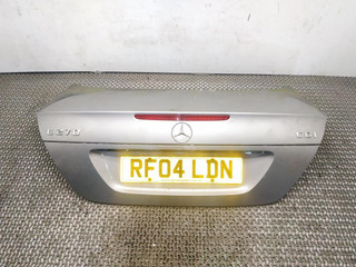 крышка багажника (дверь 3-5) Mercedes-Benz E-Класс W211/S211 2004, 2.7 л., CDi, OM 647.961, дизель, 6МКПП, cubanitsilber / 723, седан, задний привод, правый руль, A2117500375, A2117500075
