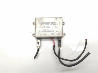 усилитель антенны Mercedes-Benz E-Класс W211/S211 2005, 2.7 л., CDi, OM 647.961, дизель, АКПП, flintgrau / 368, седан, задний привод, правый руль, 2118200885
