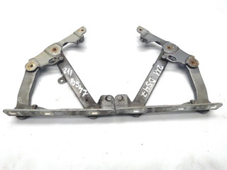 петля капота Mercedes-Benz E-Класс W211/S211 2005, 2.7 л., CDi, OM 647.961, дизель, АКПП, flintgrau / 368, седан, задний привод, правый руль, 2118800128, 2118800228