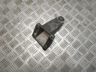 кронштейн двигателя Mercedes-Benz E-Класс W210/S210 1997, 2.9 л., TD, OM 602.982, дизель, 5МКПП, серый, седан, задний привод, 6022230904