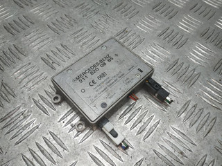 усилитель антенны Mercedes-Benz E-Класс W211/S211 S211 2005, 3.0 л., CDi, OM 642.920, дизель, АКПП, obsidianschwarz / 197, универсал, задний привод, правый руль, 2118200885