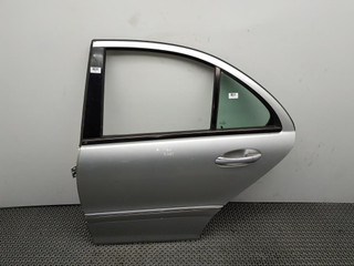 замок двери Mercedes-Benz C-Класс W203/S203/CL203 W203 2002, 3.2 л., i, M 112.946, бензин, АКПП, серебро, седан, задний привод, правый руль, A2037300135