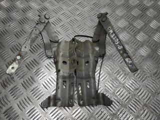 петля капота Mercedes-Benz C-Класс W203/S203/CL203 2001, 3.2 л., i, M 112.946, бензин, АКПП, brillantsilber / 744, седан, задний привод, правый руль, A2038800328, A2038800428
