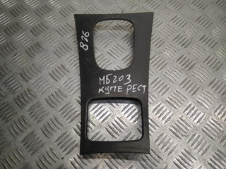 накладка декоративная Mercedes-Benz C-Класс W203/S203/CL203 CL203 2002, 2.2 л., CDi, OM 611.962, дизель, 6МКПП, синий, хетчбэк 3 дв., задний привод, правый руль