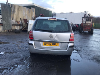 Opel Zafira 2  (B) 2007