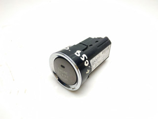 кнопка запуска двигателя Lexus IS 2 поколение (XE20) XE20 2007, 2.2 л., D, 2AD-FHV, дизель, 6МКПП, серый, седан, задний привод, правый руль, 2005DJ0924