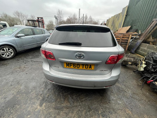 Toyota Avensis 3  (T270) 2010