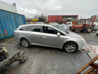 Toyota Avensis 3  (T270) 2010