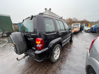 Jeep Cherokee 3  рест. KJ 2006