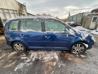 Volkswagen Touran рест. 2008