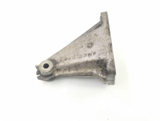 кронштейн двигателя Mercedes-Benz E-Класс W211/S211 2005, 2.6 л., i, M 112.913, бензин, АКПП, чёрный, 185u, седан, задний привод, правый руль, A1122232004