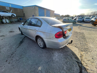 BMW 3 E90/E91/E92/E93 E90 2005