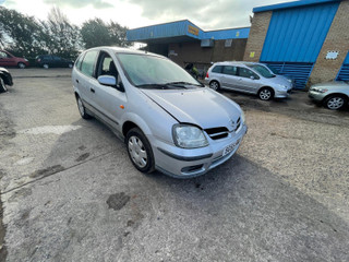 Nissan Almera Tino V10 рест. V10 2005