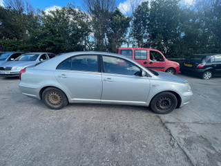 Toyota Avensis 2  (T250) 2003