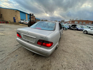 Mercedes-Benz E-Класс W210/S210 рест. 2001