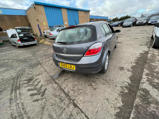 Opel Astra H 2004