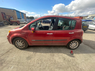 Renault Modus 2004