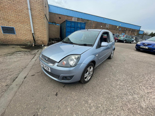 Ford Fiesta 5  рест. 2006