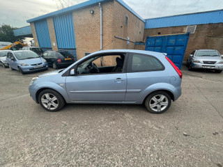 Ford Fiesta 5  рест. 2006