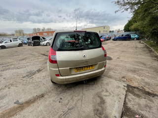 Renault Scenic 2  рест. 2007