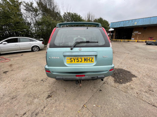 Nissan X-Trail T30 2003