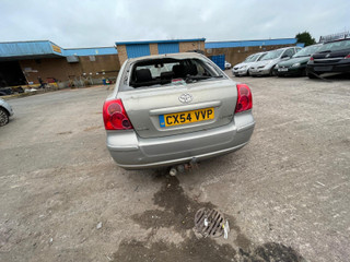 Toyota Avensis 2  (T250) 2004