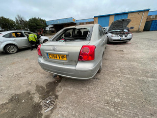 Toyota Avensis 2  (T250) 2004