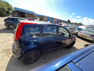Nissan Note E11 2008