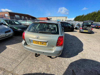Toyota Avensis 2  (T250) 2006