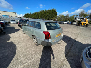 Toyota Avensis 2  (T250) 2006