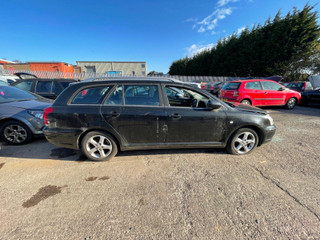 Toyota Avensis 2  (T250) 2005
