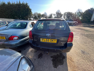 Toyota Avensis 2  (T250) 2005