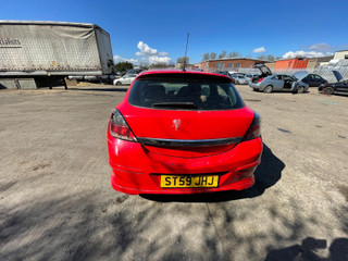 Opel Astra GTC H рест. 2009