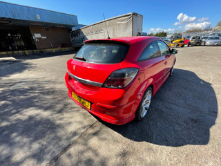 Opel Astra GTC H рест. 2009
