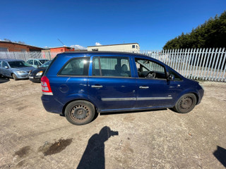 Opel Zafira 2  (B) рест. 2008