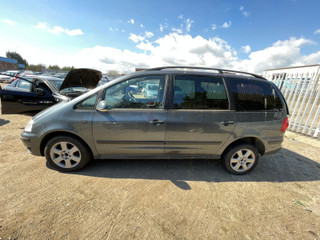 Volkswagen Sharan 2-й рест. 2008