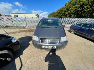 Volkswagen Sharan 2-й рест. 2008