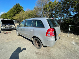 Opel Zafira 2  (B) рест. 2008