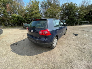 Volkswagen Golf 5 2004
