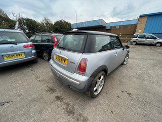 Mini Cooper  R50 2001