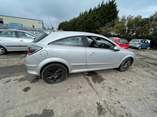 Opel Astra GTC H рест. 2009