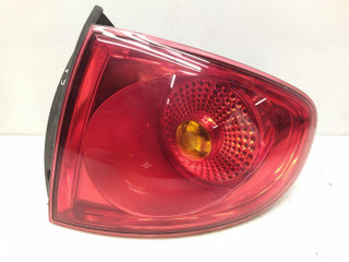 фонарь задний правый SEAT Altea 1 поколение 2008, 1.9 л., TDi PD, BXE, дизель, 5МКПП, красный, минивэн, передний привод, правый руль, 5P0945096E, 5P0945112B