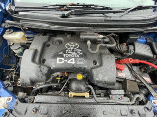 Toyota Corolla Verso E121 2004