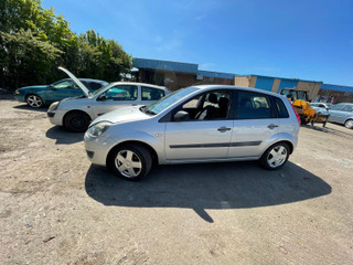 Ford Fiesta 5  рест. 2005